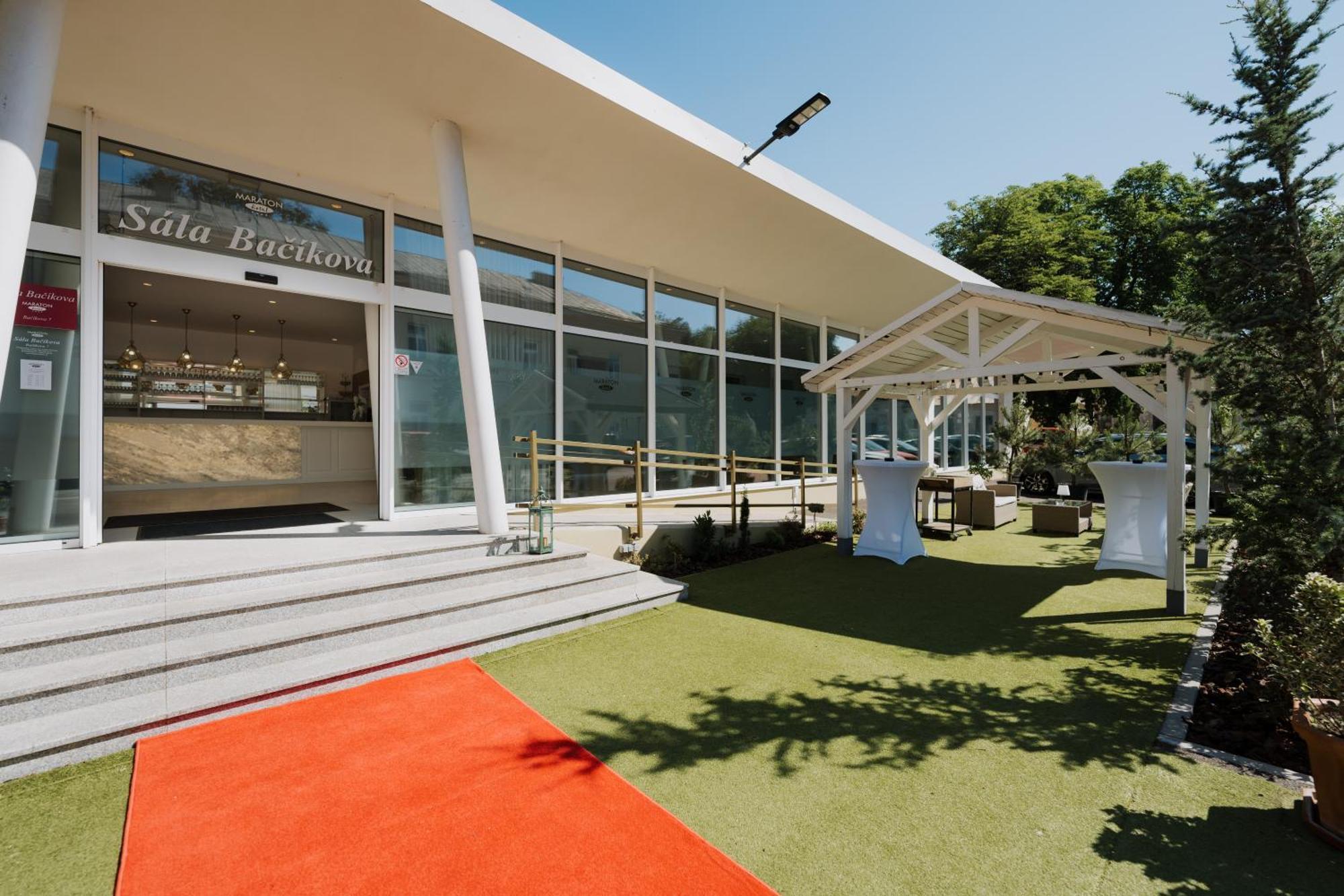 Boutique Hotel Maraton Кошице Екстер'єр фото