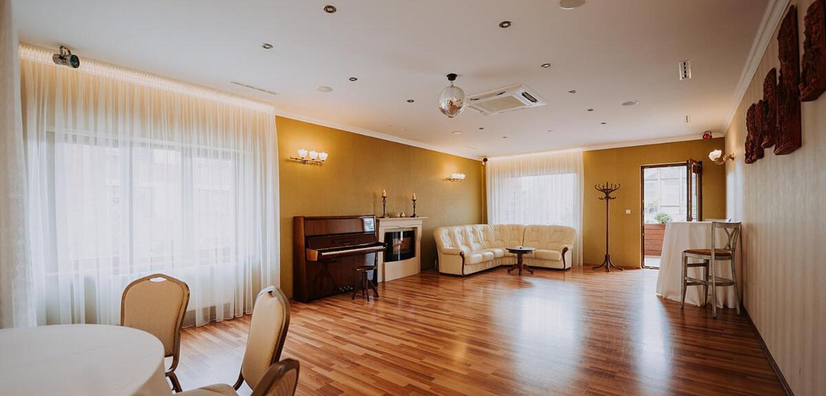Boutique Hotel Maraton Кошице Екстер'єр фото