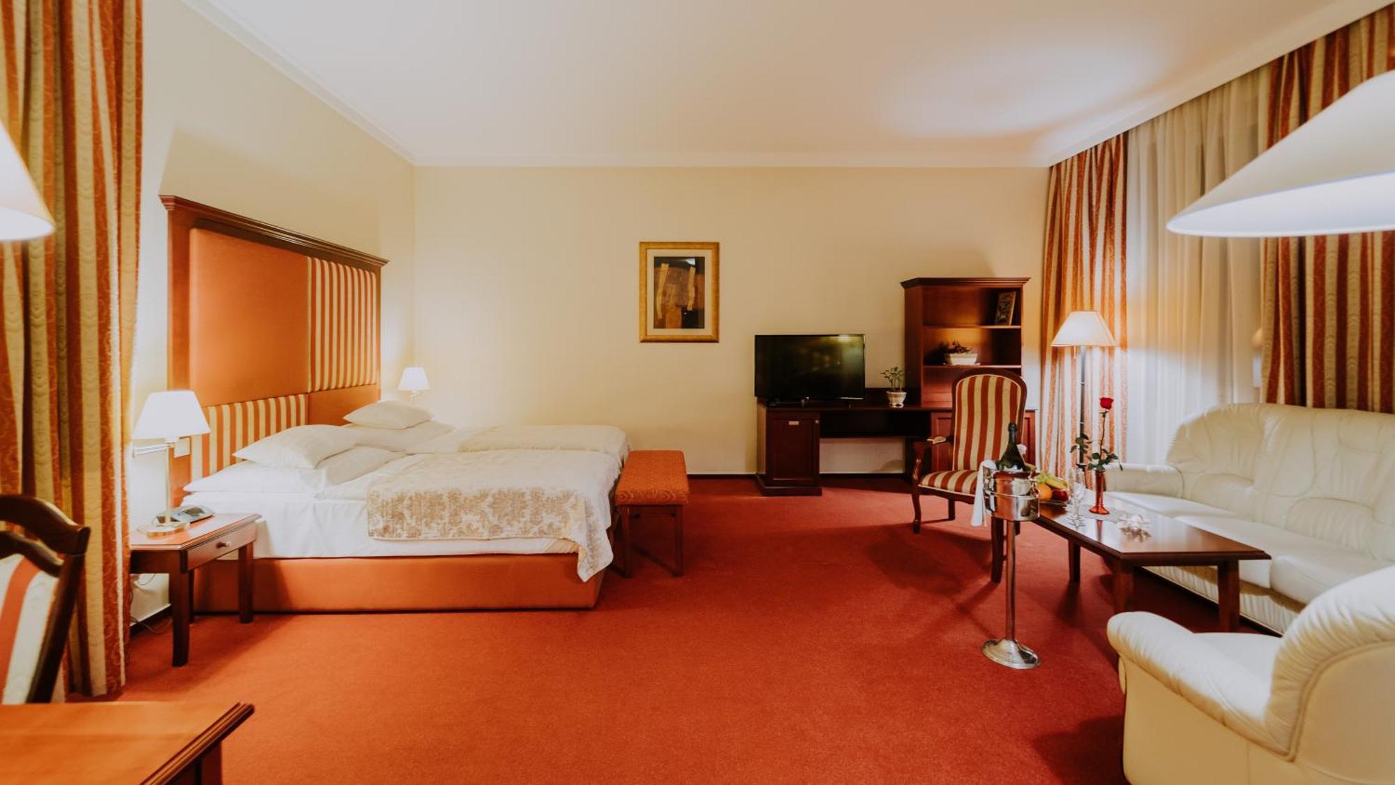 Boutique Hotel Maraton Кошице Екстер'єр фото